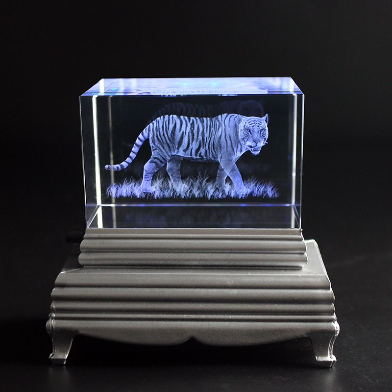 K9 Crystal Tiger Model Statue  - Paper Weight Crystal บทวิจารณ์และราคา